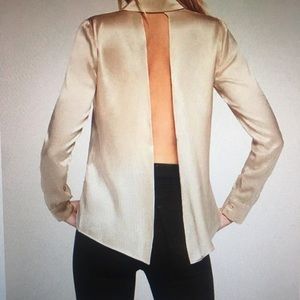 New !!! Reformation Easton Top in Black color